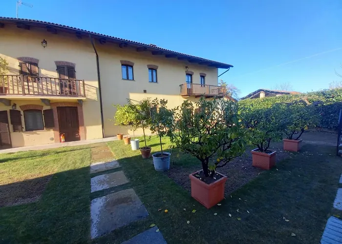Il Rosmarino - Con Giardino Tatil Evi Cavour